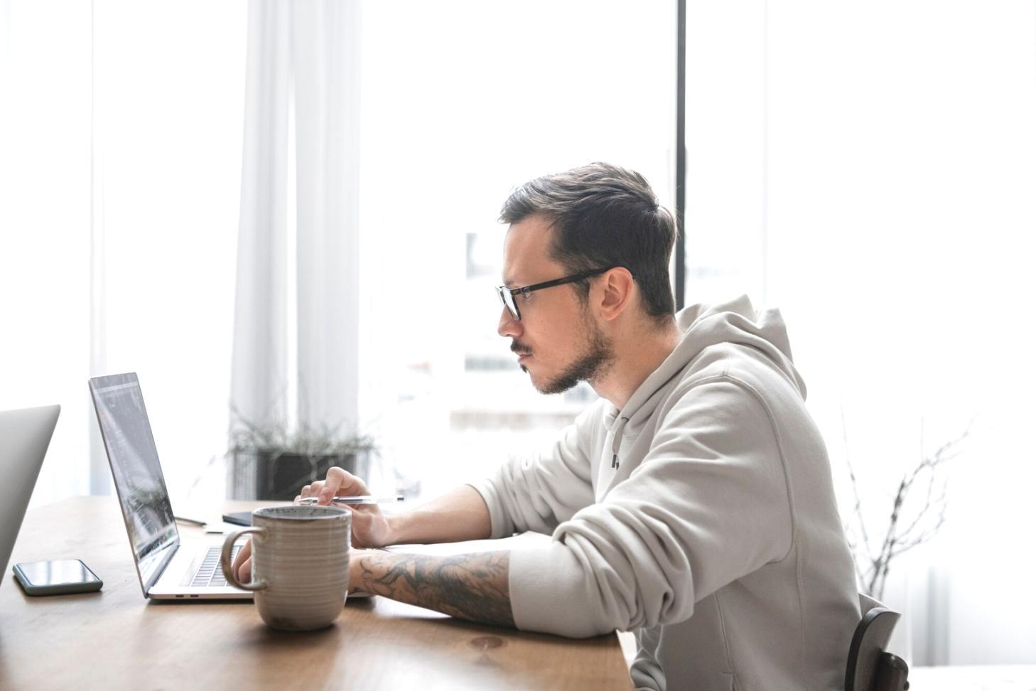 Strategische Finanzplanung und Analyse für Startup-Unternehmen